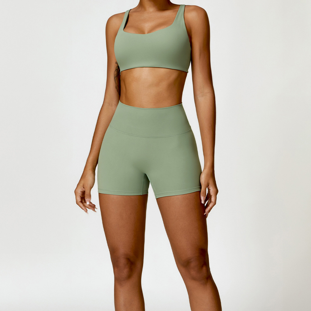 THE UN SMOOTH SHORTS