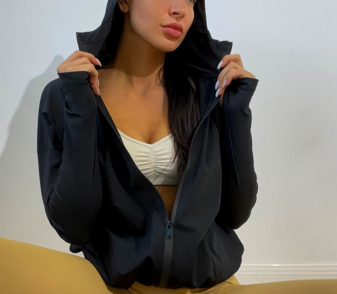 ESSENTIAL LIGHT JACKET